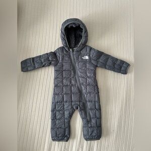 North Face Bunting 3-6 months